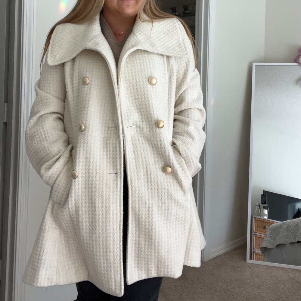 statement pea coat!